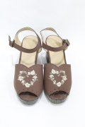 Fi.n.t / ハートリース刺繍ウッドライクソールサンダル M（23.5-24.0cm） BROWN H-25-08-18-003-CA-SH-NS-ZH
