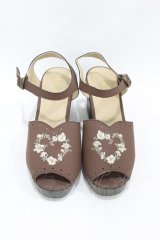 Fi.n.t / ハートリース刺繍ウッドライクソールサンダル M（23.5-24.0cm） BROWN H-25-08-18-003-CA-SH-NS-ZH