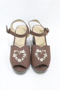 Fi.n.t / ハートリース刺繍ウッドライクソールサンダル M（23.5-24.0cm） BROWN H-25-08-18-003-CA-SH-NS-ZH