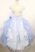 metamorphose / 【プラスサイズ】Mellifluous フロントあきフリルジャンパースカート プラスサイズ サックス H-25-08-18-1013-ME-OP-NS-ZH