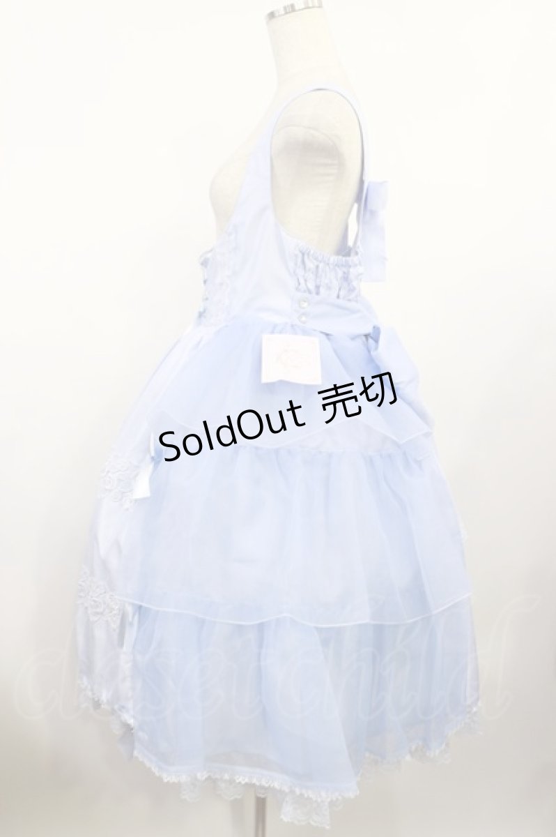 画像2: metamorphose / 【プラスサイズ】Mellifluous フロントあきフリルジャンパースカート プラスサイズ サックス H-25-08-18-1013-ME-OP-NS-ZH (2)