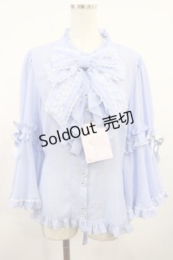 画像1: metamorphose / 【プラスサイズ】スタンドカラーフリルリボン姫袖ブラウス プラスサイズ サックス H-25-08-18-1023-ME-BL-NS-ZH