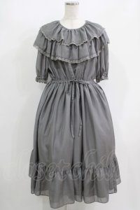 Perla nell' ostrica / フリルカラーワンピース Free Gray H-25-08-23-010-EL-OP-NS-ZH