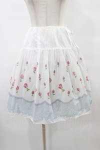 Emily Temple cute / バラ＆レーススカート  オフ白 H-25-08-24-1042-ET-SK-KB-ZH