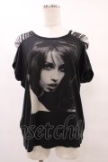 HYSTERIC GLAMOUR / 肩切替プリントカットソー  黒 H-25-08-24-1060-PU-TO-KB-ZH