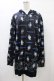 画像1: NieR Clothing / 総柄ZIPパーカー F 黒 H-25-08-24-1065-PU-TO-KB-ZH (1)