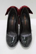 mayla classic / シェドリーネ 10.5CM パンプス 37（24.0〜24.5） ブラックエナメル H-25-08-24-082-LO-SH-NS-ZH