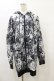 画像1: NieR Clothing / 総柄ZIPパーカー  黒 H-25-08-25-1014-PU-TO-KB-ZH (1)