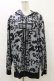 画像1: NieR Clothing / 総柄ZIPパーカー F グレー H-25-08-25-1020-PU-TO-KB-ZH (1)