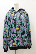 NieR Clothing / 総柄ふわもこプルパーカー F 黒 H-25-08-25-1005-PU-TO-KB-ZH