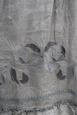 画像5: surfacespell（海外ロリータブランド） / ジャコウソウの咲く岸 すずらん刺繍2WAYエプロン Free グレー H-25-08-27-1030-GO-OP-NS-ZH