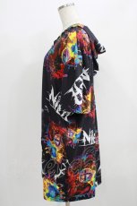 画像2: 【SALE】NieR CLOTHING / 総柄半袖プルパーカー  黒 H-25-09-01-044-PU-TO-KB-ZH (2)