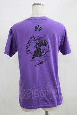 画像3: LISTEN FLAVOR / 辺古山ペコの戦うスクールガールTシャツ feat.九頭龍冬彦 M バイオレットパープル H-25-09-01-051-PU-TO-KB-ZH