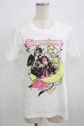 LISTEN FLAVOR / シンガンクリムゾンズの深紅色の心眼でこの澱んだ世界を見続ケル。Tシャツ M ホワイト H-25-09-01-053-PU-TO-KB-ZH