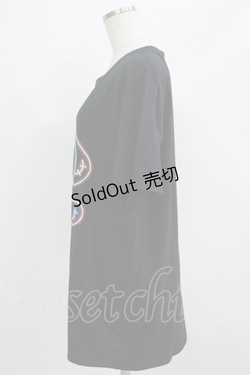 画像2: 【SALE】NieR CLOTHING / プリントCOTTON CUTSEW  黒 H-25-09-01-056-PU-TO-KB-ZT374 (2)