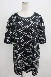 NieR Clothing / ロゴ総柄カットソー  黒×白 H-25-09-01-061-PU-TS-KB-ZT495