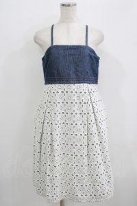 Shirley Temple / カットワークデニムワンピース 160 ブルー×オフホワイト H-25-09-04-059-ET-OP-KB-ZH