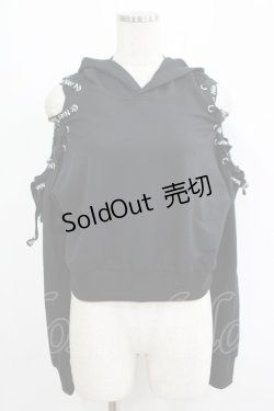 画像1: NieR Clothing / オフショルショートパーカー  ブラック H-25-09-07-028-PU-TO-KB-ZH