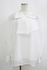 FLC / 皆方由衣コラボ/シアーリボンブラウス 4L オフ H-25-09-08-037-LO-BL-NS-ZH