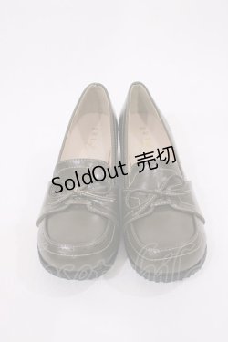 画像1: Fi.n.t / プチレースアップローファー S/23cm KHAKI H-25-09-08-1039-CA-SH-NS-ZH