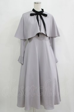 画像1: Maison de FLEUR / マレフィセント/ワンピース Free グレー H-25-09-11-031-LO-OP-NS-ZH