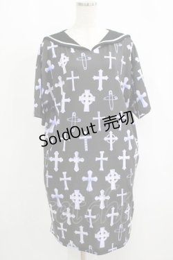 画像1: LISTEN FLAVOR / クロス総柄セーラーワンピース  黒 H-25-09-12-017-PU-OP-KB-ZH