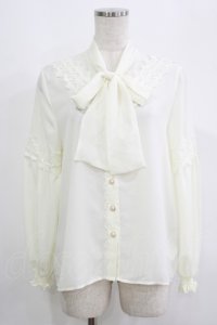 axes femme / ボウタイシアーブラウス M 生成り H-25-09-14-021-AX-BL-NS-ZH