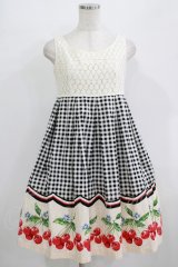 Emily Temple cute / ギンガムチェリーノースリーブワンピース  クロ H-25-09-20-010-ET-OP-KB-ZT073