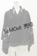 Amavel / おぼろ月夜の彼岸花ブラウス Free ブラック H-25-09-22-041-CA-BL-NS-ZH