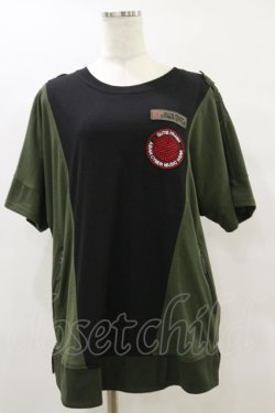 画像1: Qutie Frash / ミリタリーワッペンTシャツ  カーキ H-25-09-23-033-QU-TO-KB-ZH
