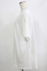 画像2: 【SALE】NieR CLOTHING / バックプリントTシャツ  白 H-25-09-24-056-PU-TO-KB-ZT151 (2)