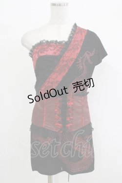 画像1: Qutie Frash / コルセットレイヤード風アシメトップス  黒×赤 H-25-09-24-065-QU-TO-KB-ZH