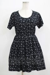 WORLD WIDE LOVE！(Rydia) / 総柄チュニックワンピース  黒 H-25-09-24-008-PU-OP-KB-ZT455