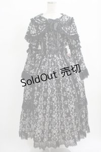 metamorphose / 【プラスサイズ】クラウンクロス ケープ付ロングドレス プラスサイズ ブラック H-25-09-29-007-ME-OP-NS-ZH