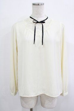 画像1: Fi.n.t / リボン付きチュールレースヨークブラウス Free OFF WHITE H-25-09-30-1042-CA-BL-NS-ZH