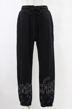 画像1: NieR Clothing / プリントSWEAT PANTS  黒 H-25-10-03-025-PU-PA-KB-ZH