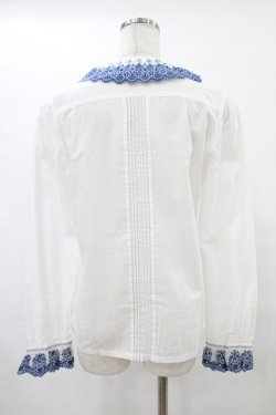 画像2: Jane Marple / フラワーレースとピンタックのブラウス  オフ×ブルー H-25-10-04-1048-JM-BL-KB-ZH