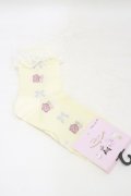 m petit by misako / サンリオキャラクターズコラボ マロンクリーム ソックス  生成り H-25-10-07-005-LO-ZA-NS-ZH