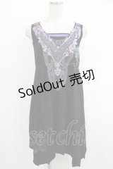 Ozz oneste / ヨークレース刺繍プリントチュニック  黒 H-25-10-08-1042-OO-TO-KB-ZT130