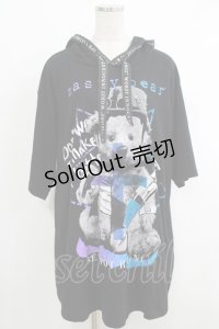 SEX POT ReVeNGe / プリント半袖ロングプルパーカー  黒 H-25-10-08-1051-SP-TO-KB-ZT256