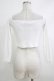 画像3: MORPH8NE / Berry off shoulder ribbed crop top  ホワイト H-25-10-12-1070-PU-TO-KB-ZH (3)