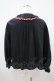 画像2: Jane Marple / Cherry embroideryカラーブラウス  ブラック H-25-10-14-1008-JM-BL-KB-ZH (2)