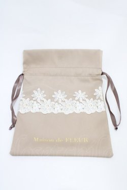 画像1: Maison de FLEUR / スカラップフラワーレース巾着  ベージュ H-25-10-16-021-LO-ZA-NS-ZH
