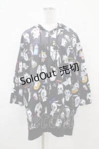 NieR Clothing / 総柄ZIP半袖パーカー  黒 H-25-10-22-056-PU-TO-KB-ZH