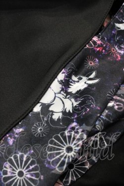 画像3: NieR Clothing / ベルトハイネックZIPトップス  黒×和柄九尾 H-25-10-22-057-PU-TO-KB-ZH