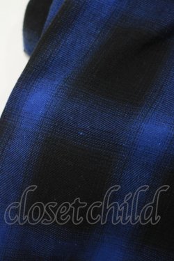 画像4: NieR Clothing / レイヤード風オフショルトップス  黒×青 H-25-10-23-1022-PU-TO-KB-ZH