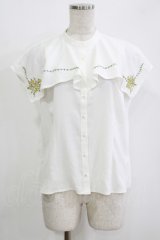 an another angelus / スクエアケープ衿ローズ刺繍ブラウス Free OFF WHITE H-25-11-01-063-CA-BL-NS-ZH
