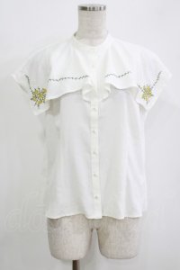 an another angelus / スクエアケープ衿ローズ刺繍ブラウス Free OFF WHITE H-25-11-01-063-CA-BL-NS-ZH