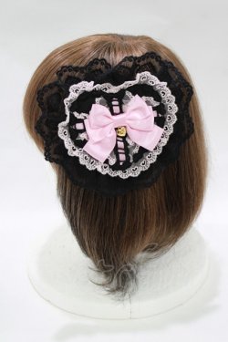 画像2: Angelic Pretty / プレゼントハートクリップブローチ  ブラック H-25-11-02-1081-AP-ZA-NS-ZH