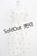 axes femme / さくらんぼ刺繍ワンピース Free オフ H-25-11-02-1013-AX-OP-NS-ZH